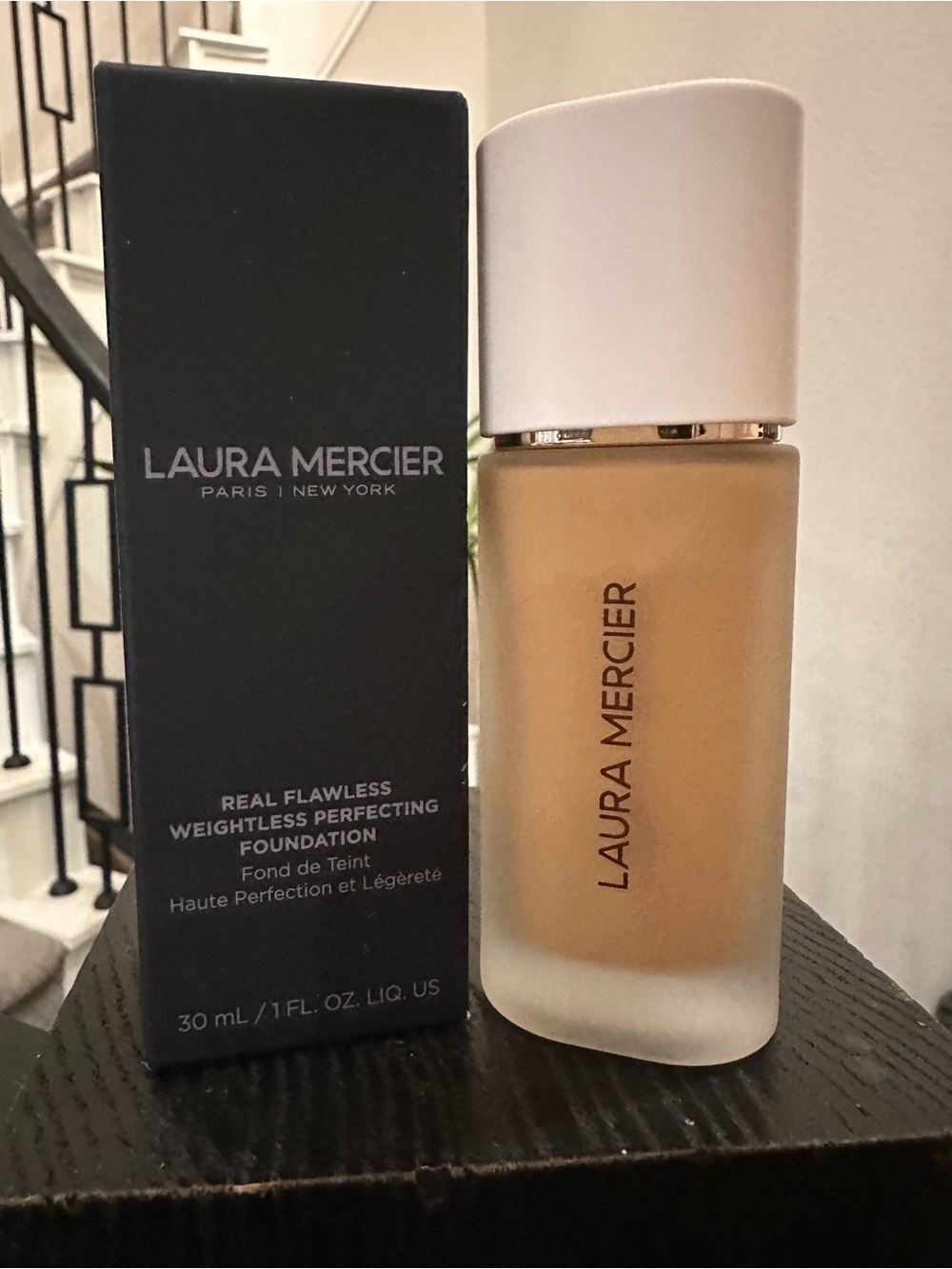 laura mercier Real Flawless Foundation in 4N2 TEA